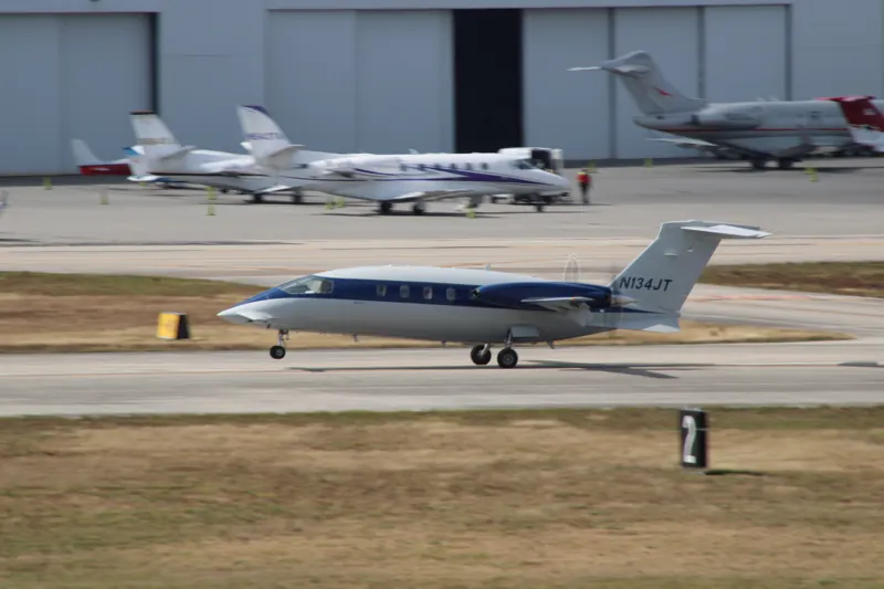 Piaggio P.180 Avanti II