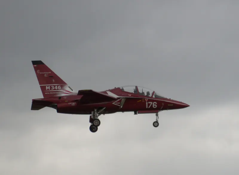 Leonardo M-346