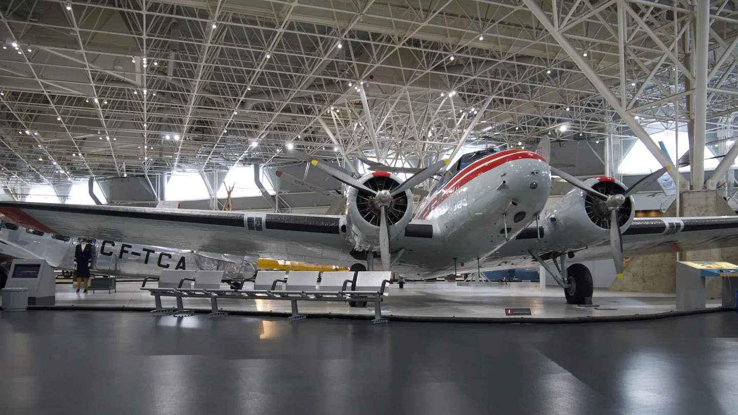 Boeing 247-D