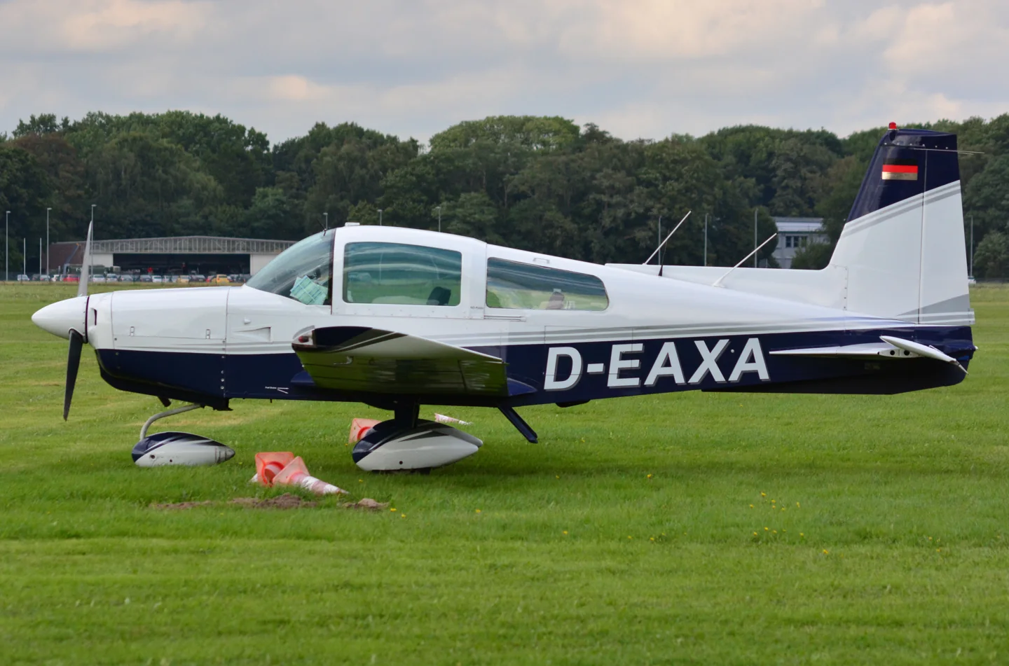 Grumman AA-5 family