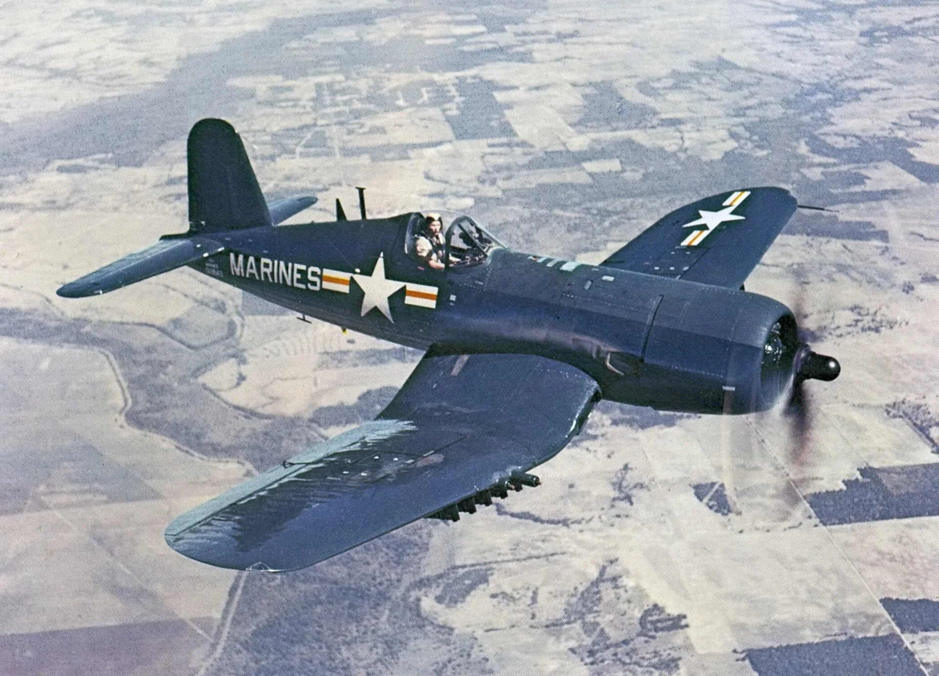 Vought F4U / Goodyear FG-1 Corsair