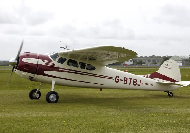 Cessna 195 Businessliner