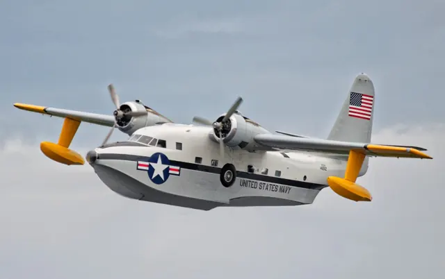 Grumman Albatross HU-16 / G-111
