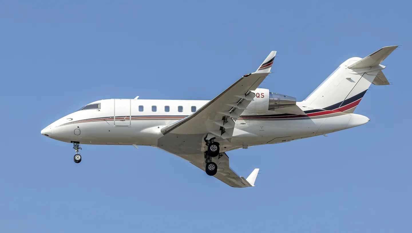 Bombardier Challenger 650