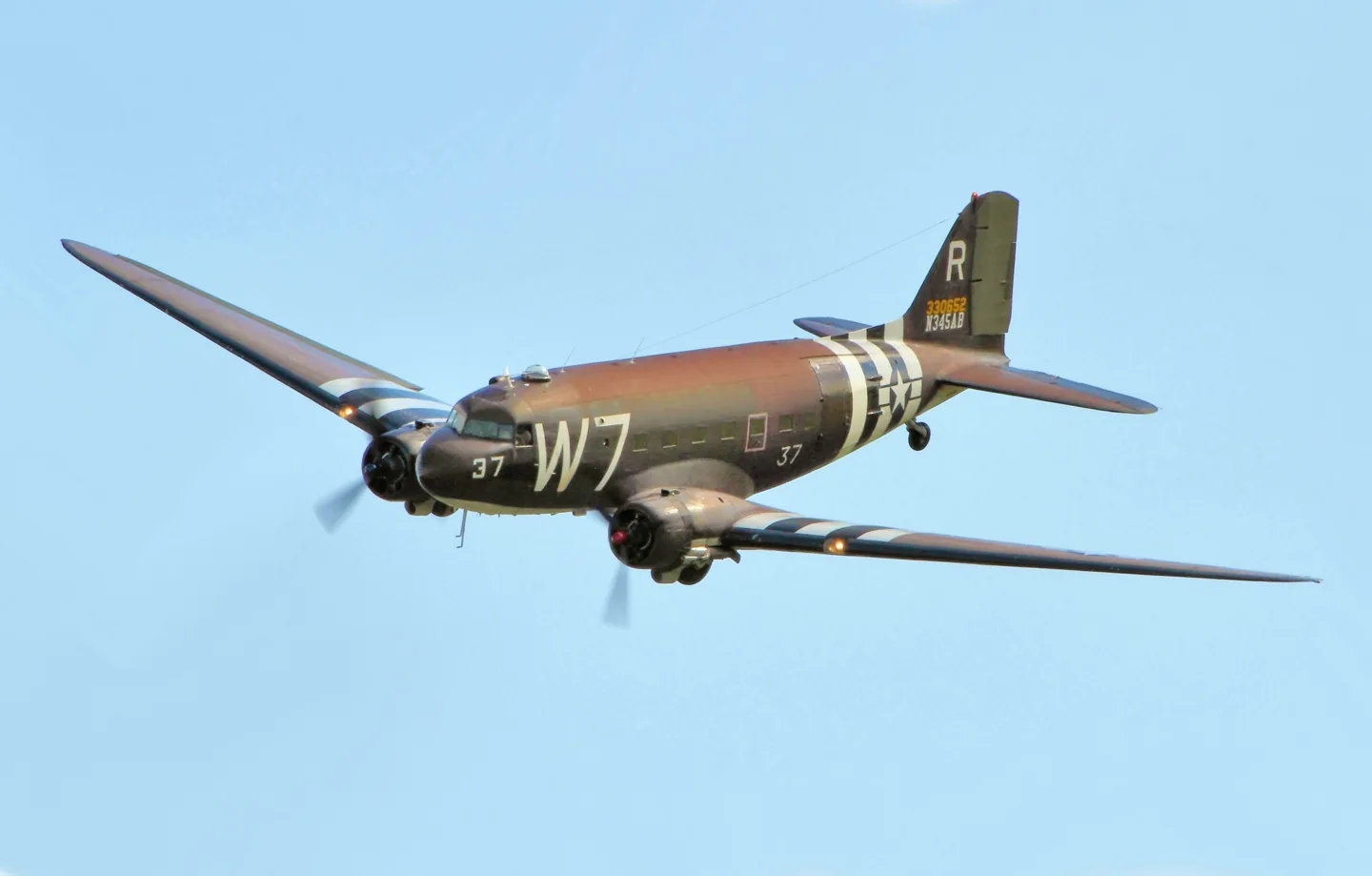 Douglas C-47 Skytrain