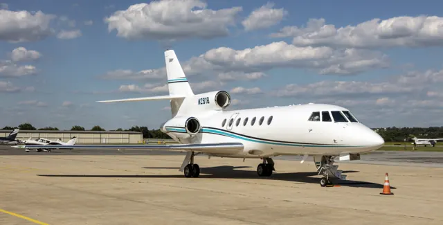 Dassault Falcon 50